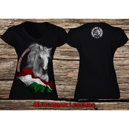 Ló magyar zászlóval női v-nyakú póló