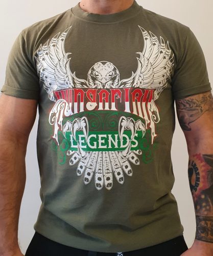 Sólyom trikolor felirattal férfi rövid ujjú póló