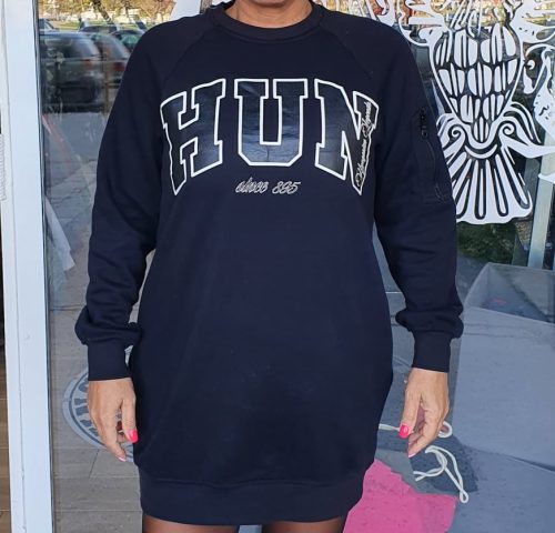 HUN feliratos női hosszított pulóver