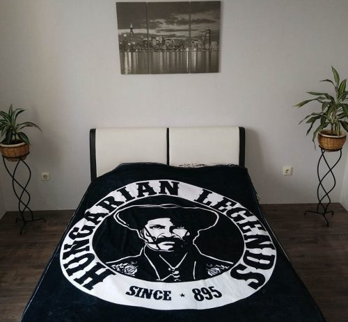 Magyar betyár mintás pléd - Hungarian Legends